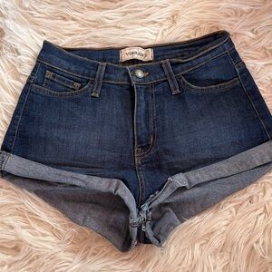 Vibrant M.i.U Dark Wash Cuffed Denim Shorts Size Small